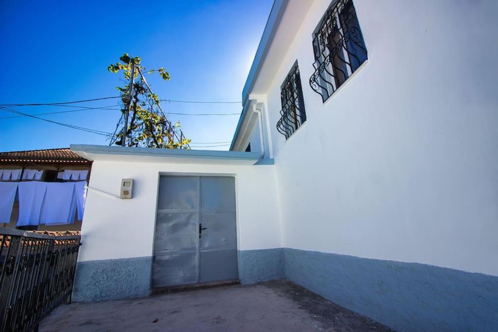 Apartament Emblematic House 3 Gjirokastra Zewnętrze zdjęcie