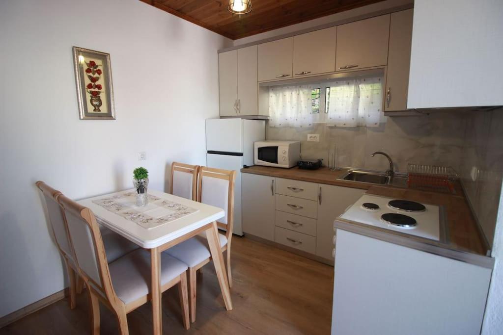 Apartament Emblematic House 3 Gjirokastra Zewnętrze zdjęcie