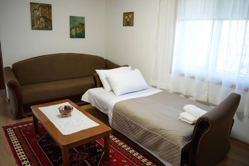 Apartament Emblematic House 3 Gjirokastra Zewnętrze zdjęcie
